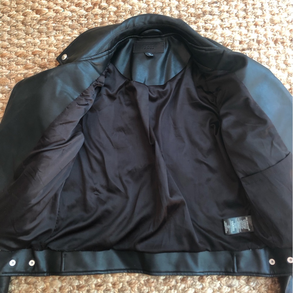 Blank NYC Vegan Moto Jacket. Size Small - Picture 8 of 15